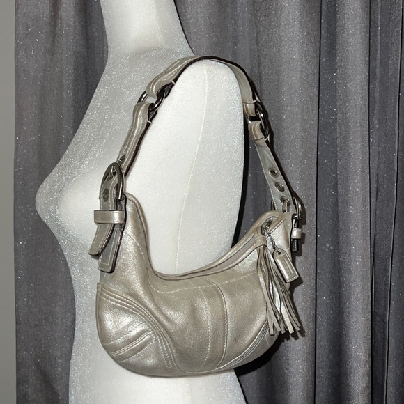 Coach Handbags - Vintage authentic coach shoulder bag silver